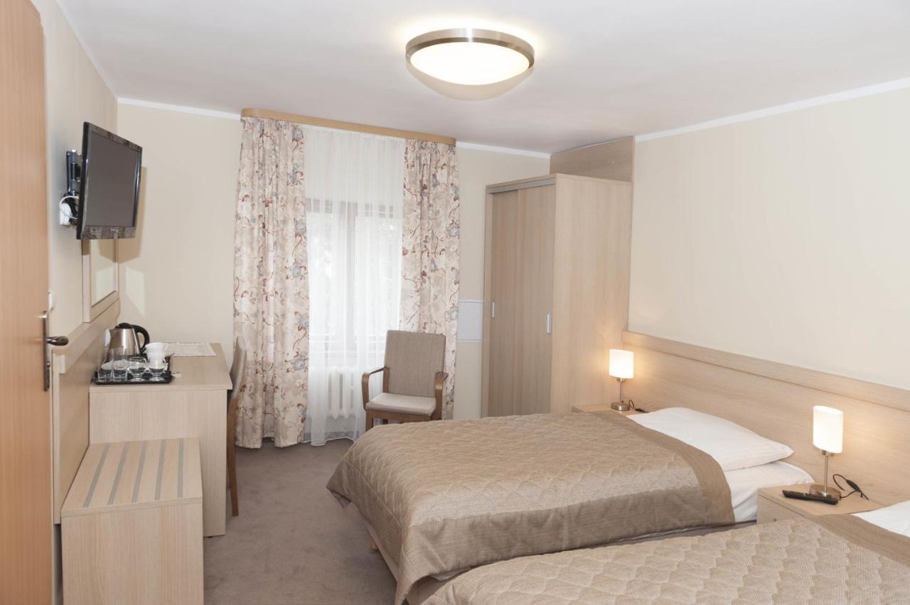 Aparthotel Dom Zdrojowy Jelenia Góra Camera foto