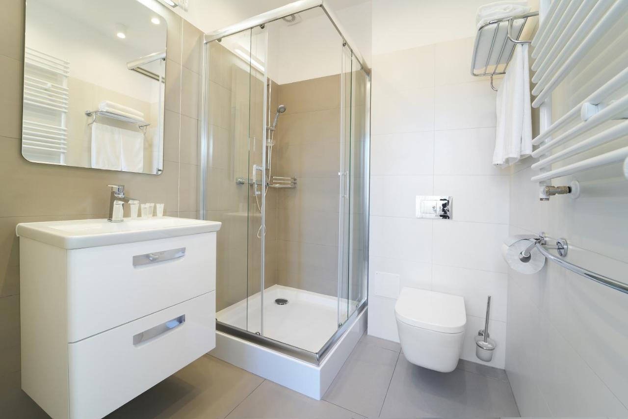 Aparthotel Dom Zdrojowy Jelenia Góra Esterno foto